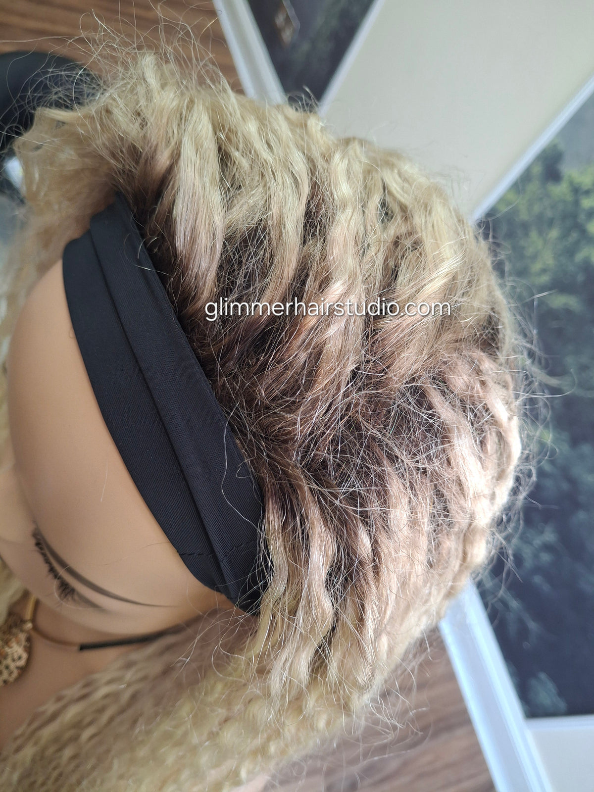 Vibe Headband wig, 100% human hair, lightest blonde, root, water wave texture, 24 inches long
