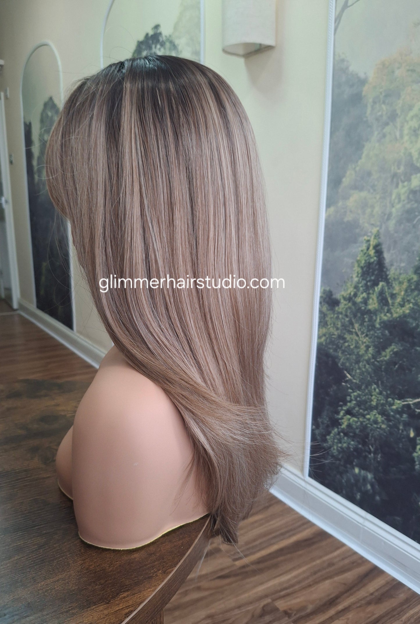 Amy budget friendly fibre wig, layers, brunette to smokey blonde, Medium adjustable cap
